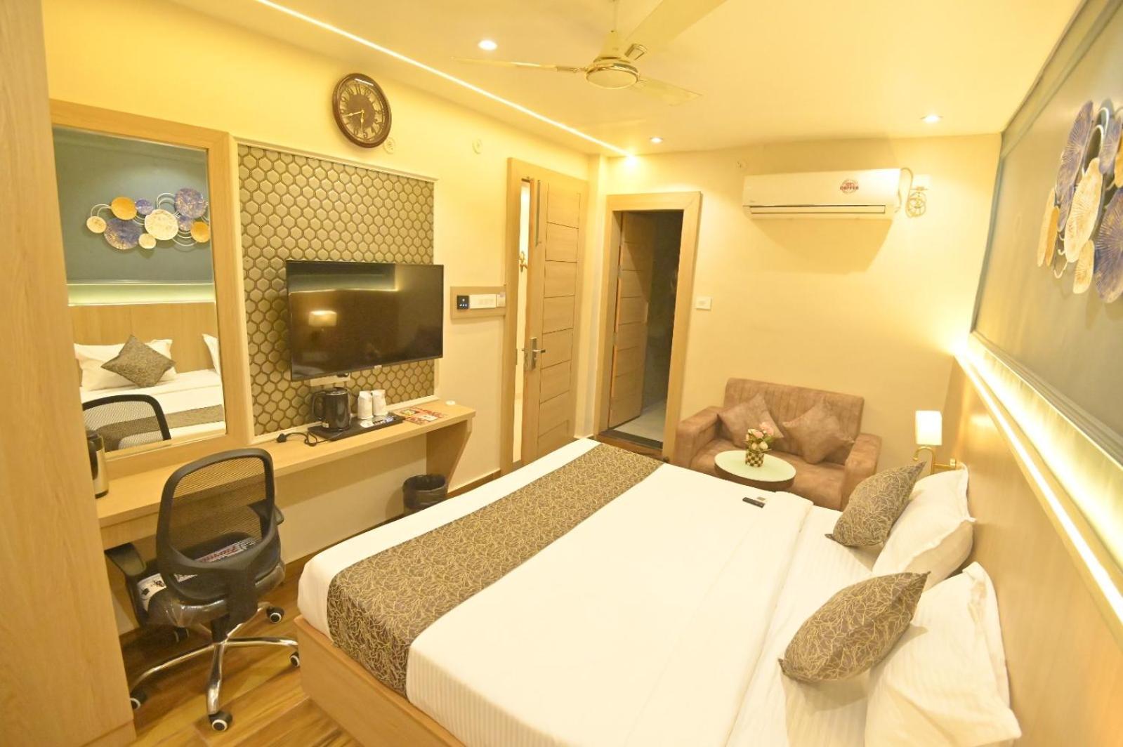 Hotel Jk Palace Prayagraj Exterior photo