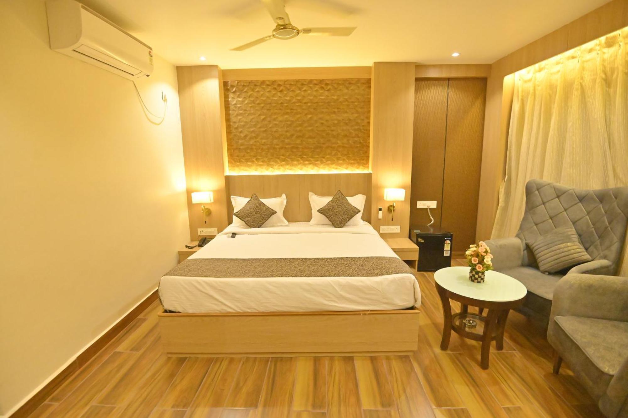Hotel Jk Palace Prayagraj Exterior photo