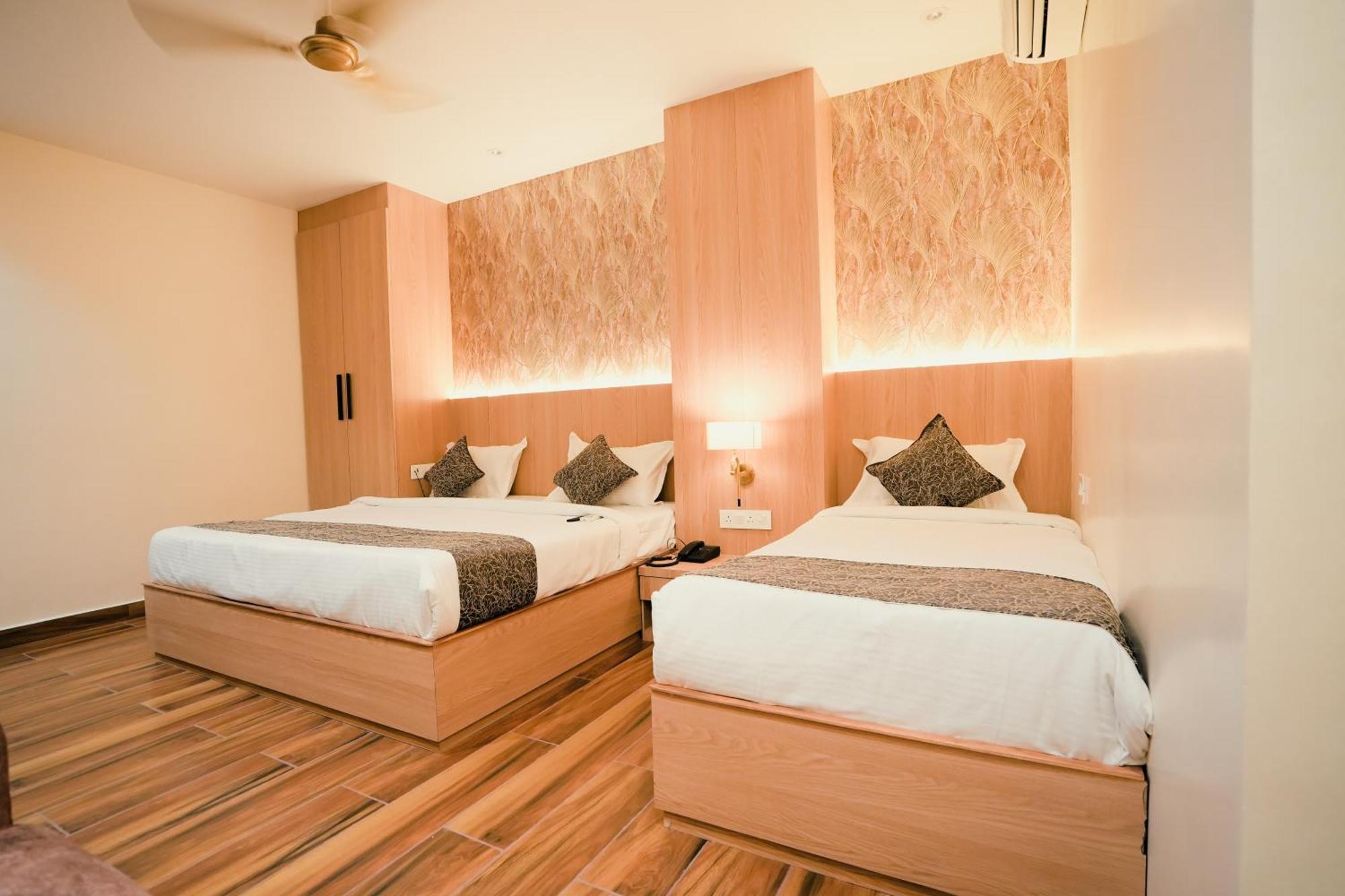 Hotel Jk Palace Prayagraj Exterior photo
