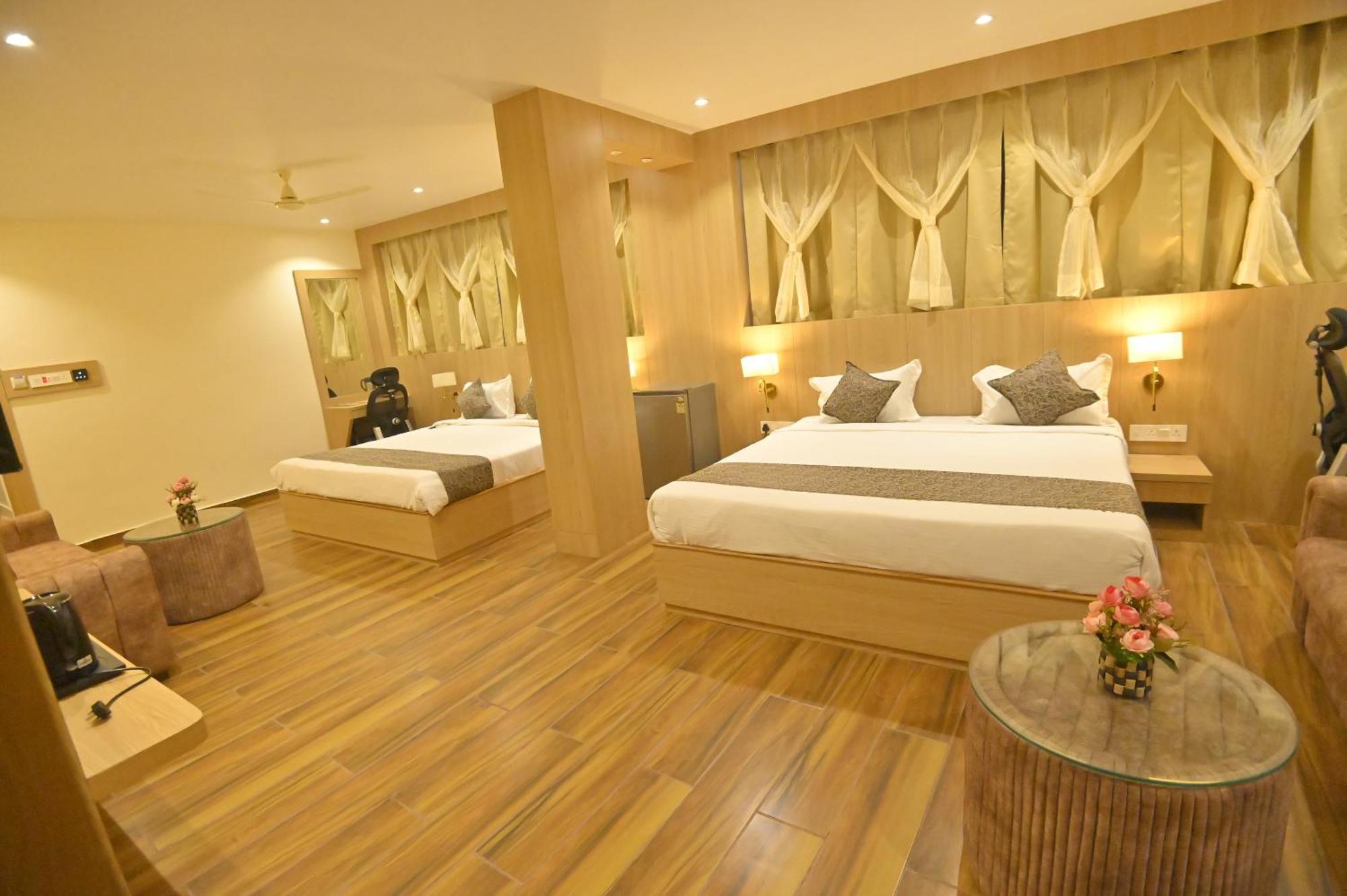 Hotel Jk Palace Prayagraj Exterior photo