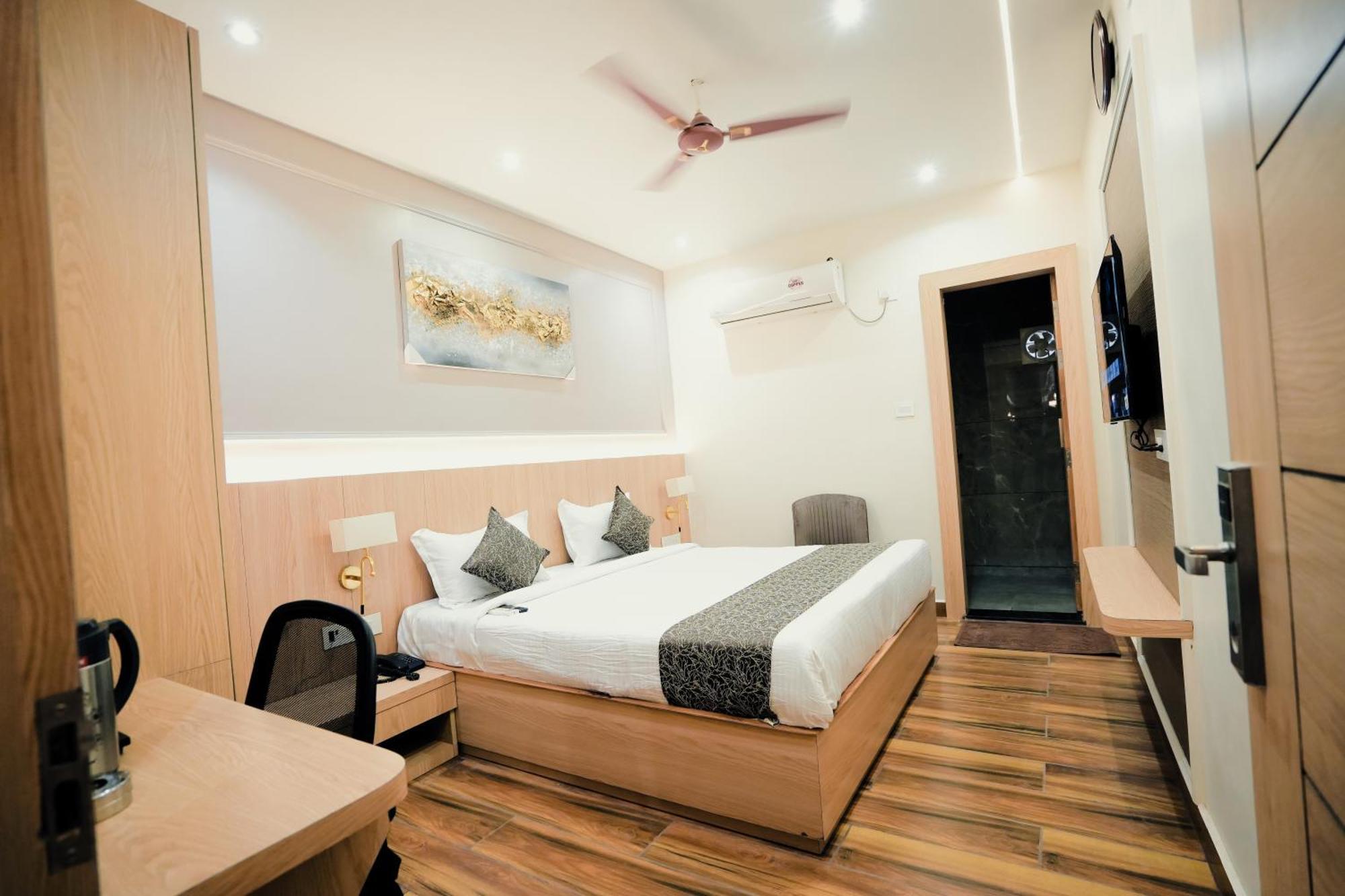 Hotel Jk Palace Prayagraj Exterior photo