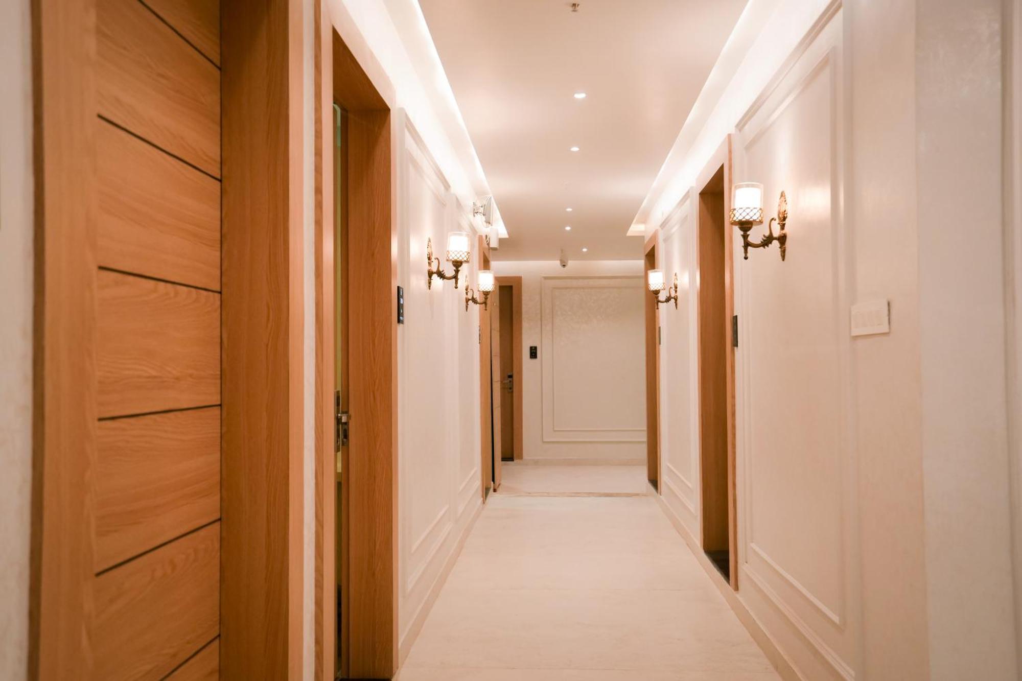 Hotel Jk Palace Prayagraj Exterior photo
