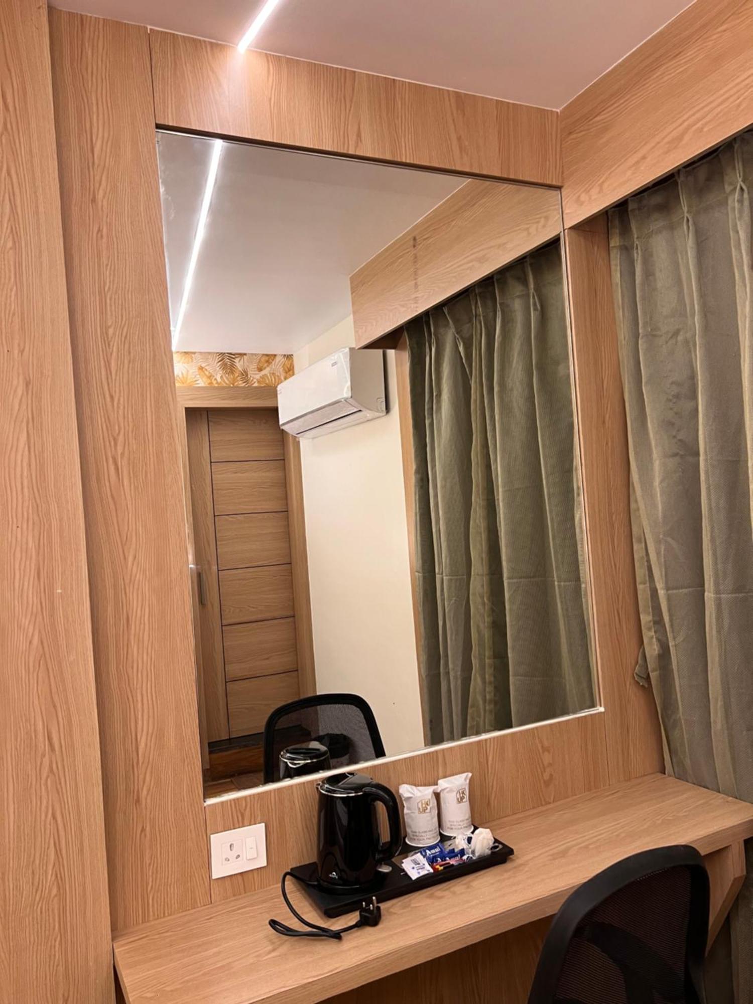 Hotel Jk Palace Prayagraj Exterior photo
